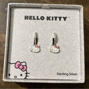 HELLO KITTY EARRINGS (STERLING SILVER)